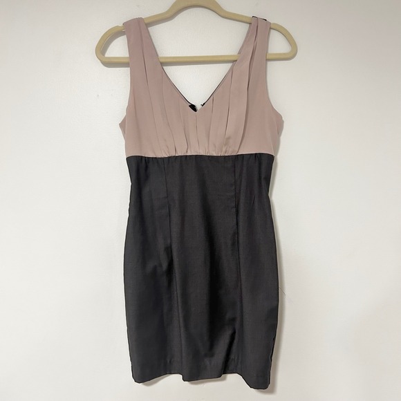 Forever 21 Dresses & Skirts - 2000's Forever 21 Two Tone V Neck Sheath Dress Black Pink Size‎ S